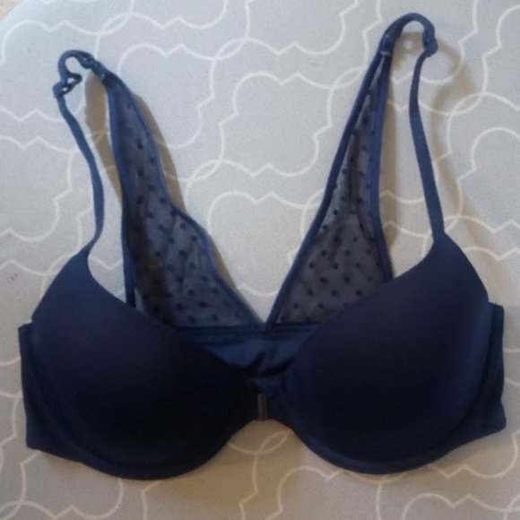 NWOT Victoria Secret Navy Bra, 32D. Front Closure. - Picture 2 of 5